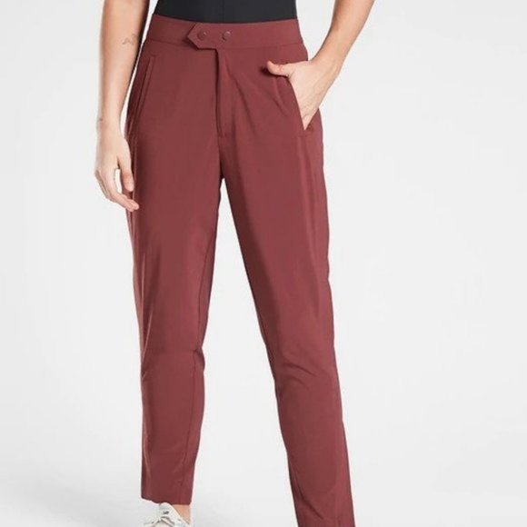 Athleta Pants - Athleta Uptown Ankle Pants size 6 Cognac Brown